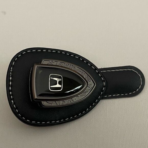 Honda Sunglass Holder for Car with Logo Black PU Leather NWT - Picture 5 of 10